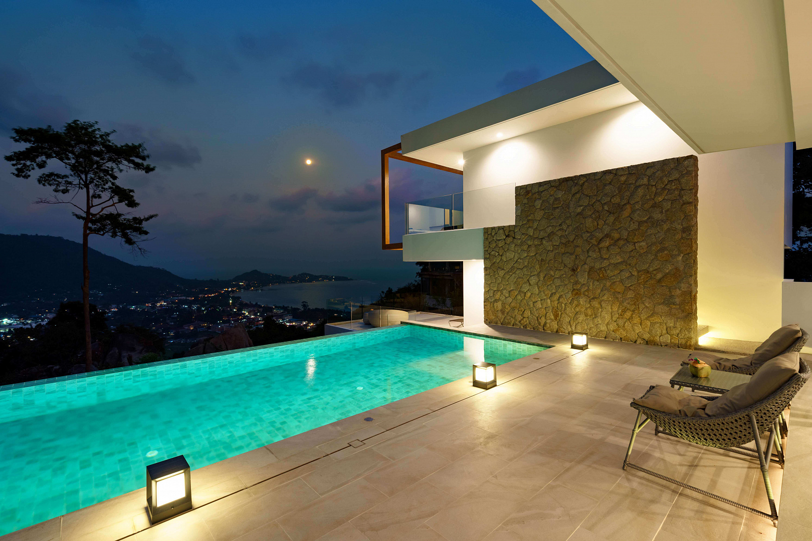 VILR-0088: Luxury 4-bedroom sea view villa with infinity pool in Lamai