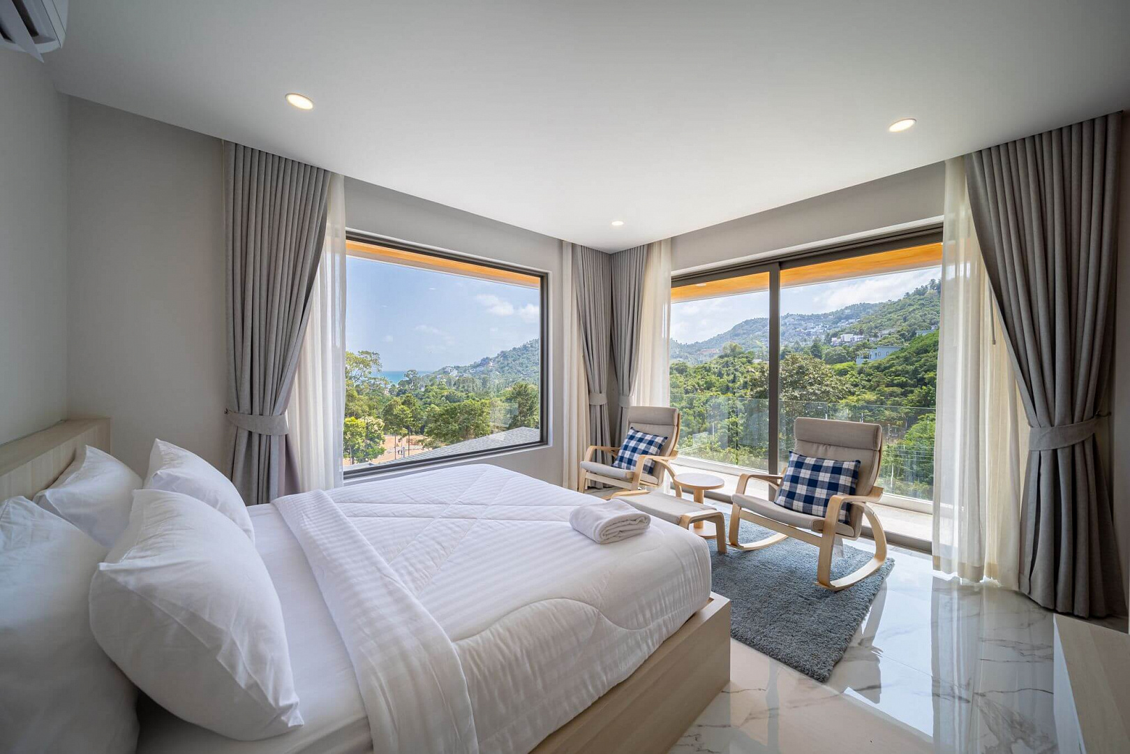 VILS-0072: Ready-to-move 3-bedroom sea View Villa with private pool in Chaweng Noi